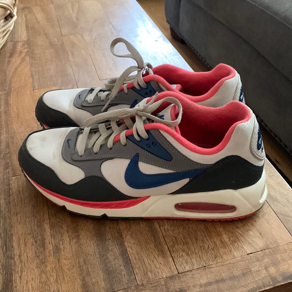 Nike Air women’s size 10